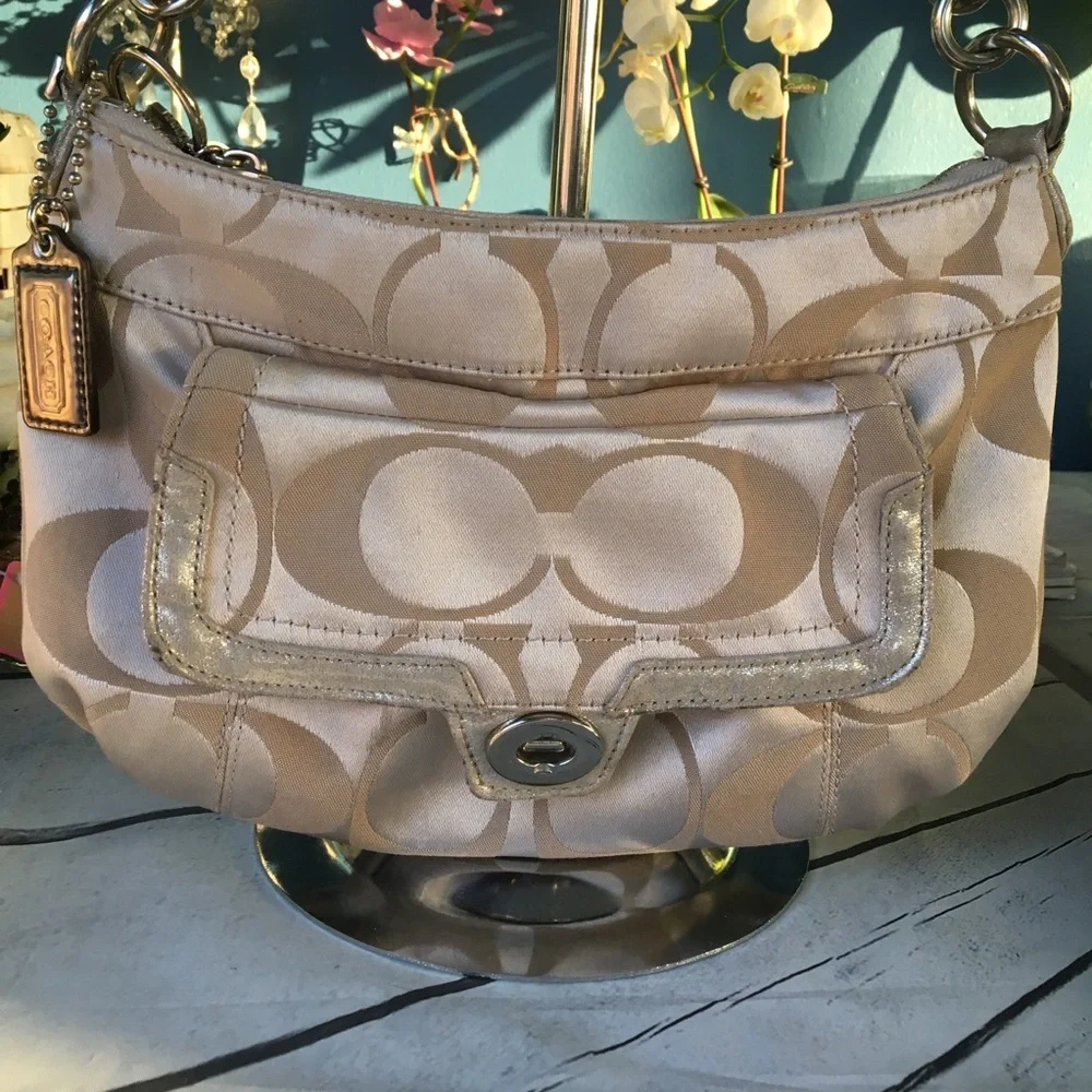 Y2K 90s Signature Logo Coach Tan and Silver Shoulder Bag & Charm